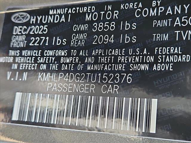 New 2026 Hyundai Elantra Limited image 18