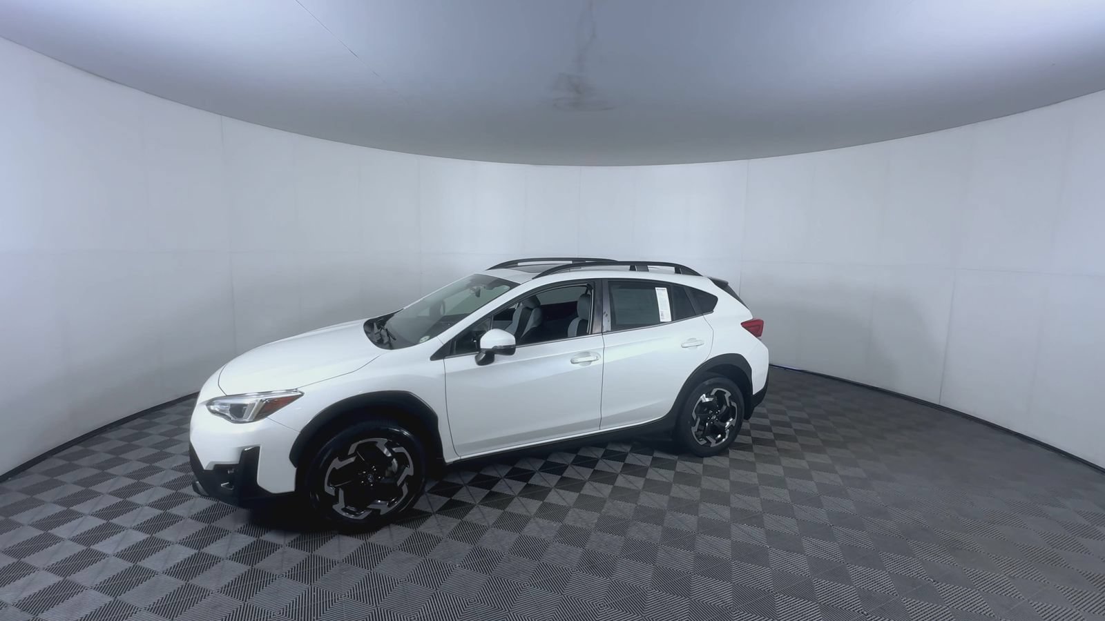 Used 2022 Subaru Crosstrek 2.5i Limited w/ Moonroof Package 2 AWD/4WD image 4