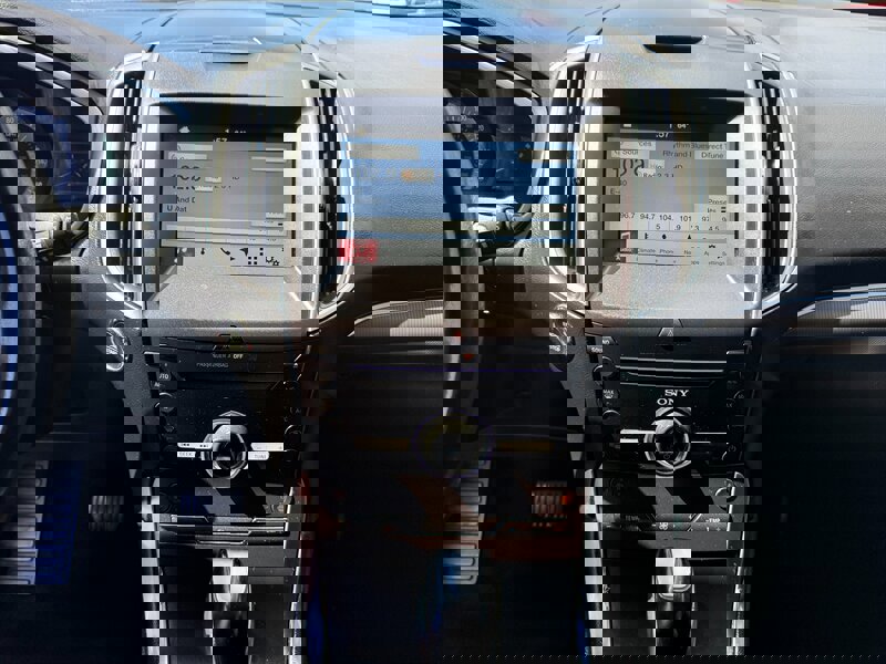 Used 2016 Ford Edge Titanium w/ Technology Package FWD image 19