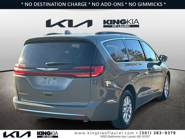 Used 2022 Chrysler Pacifica Touring-L image 23