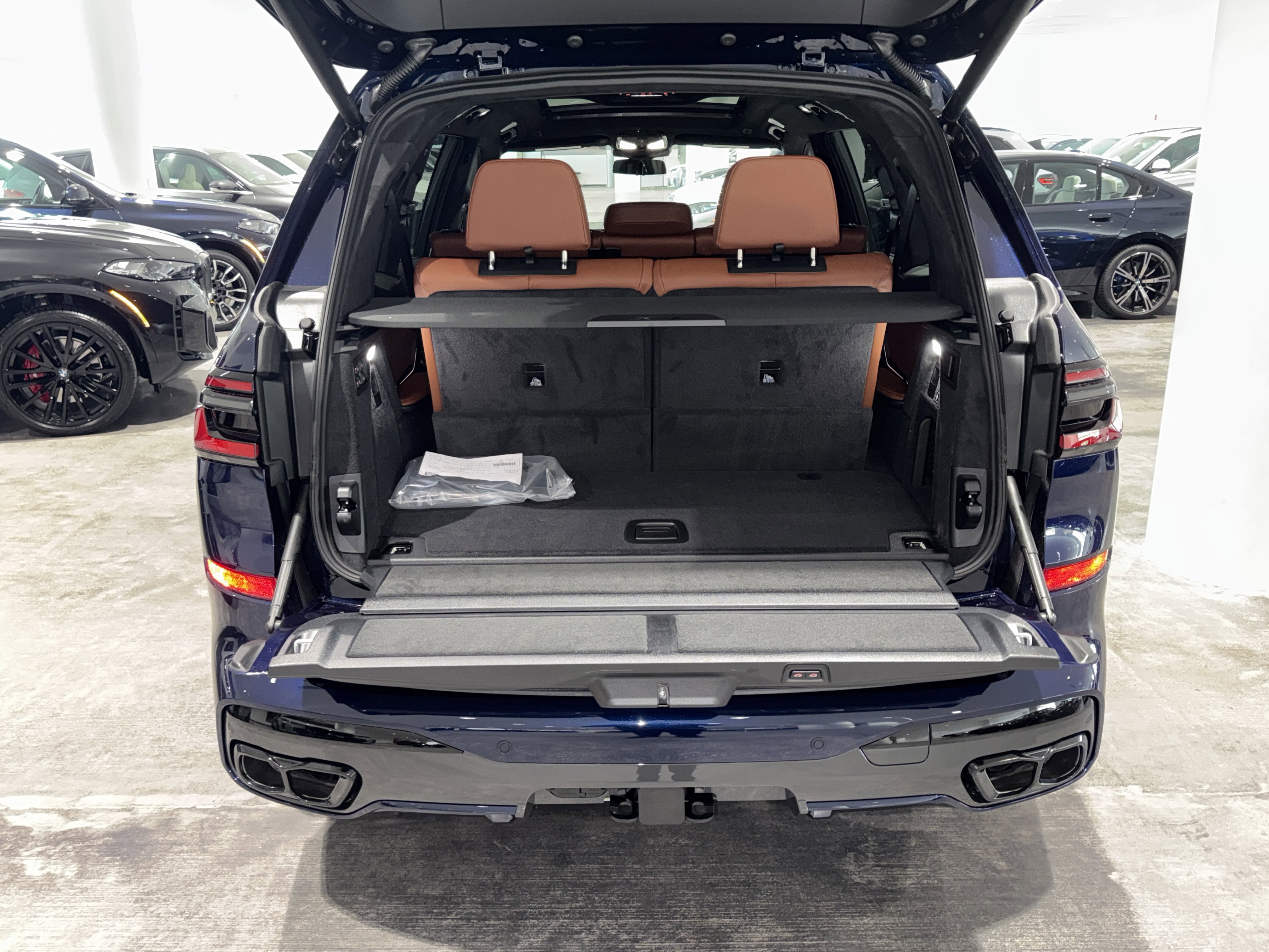 New 2026 BMW X7 M60i image 13