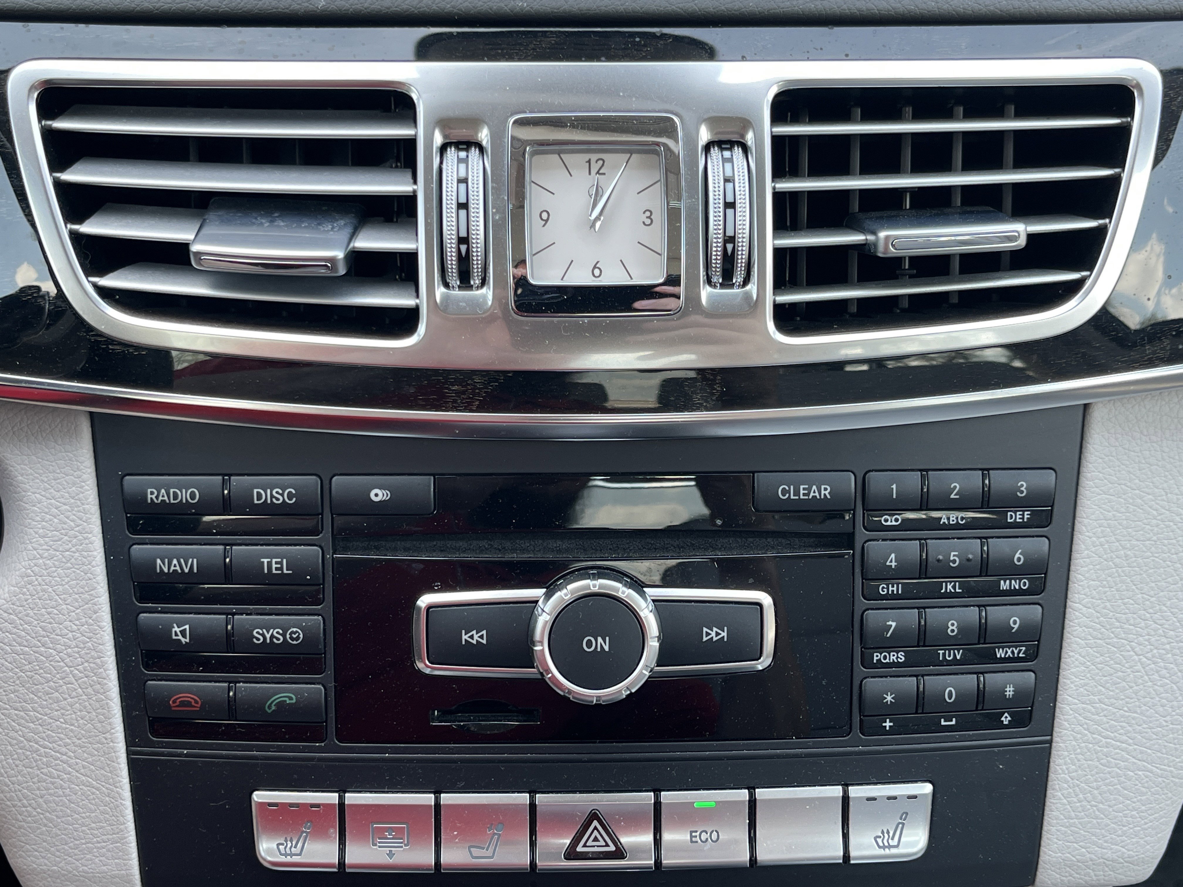 Used 2014 Mercedes-Benz E 350 Sedan image 6