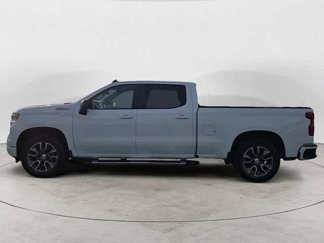 Used 2023 Chevrolet Silverado 1500 RST AWD/4WD image 2