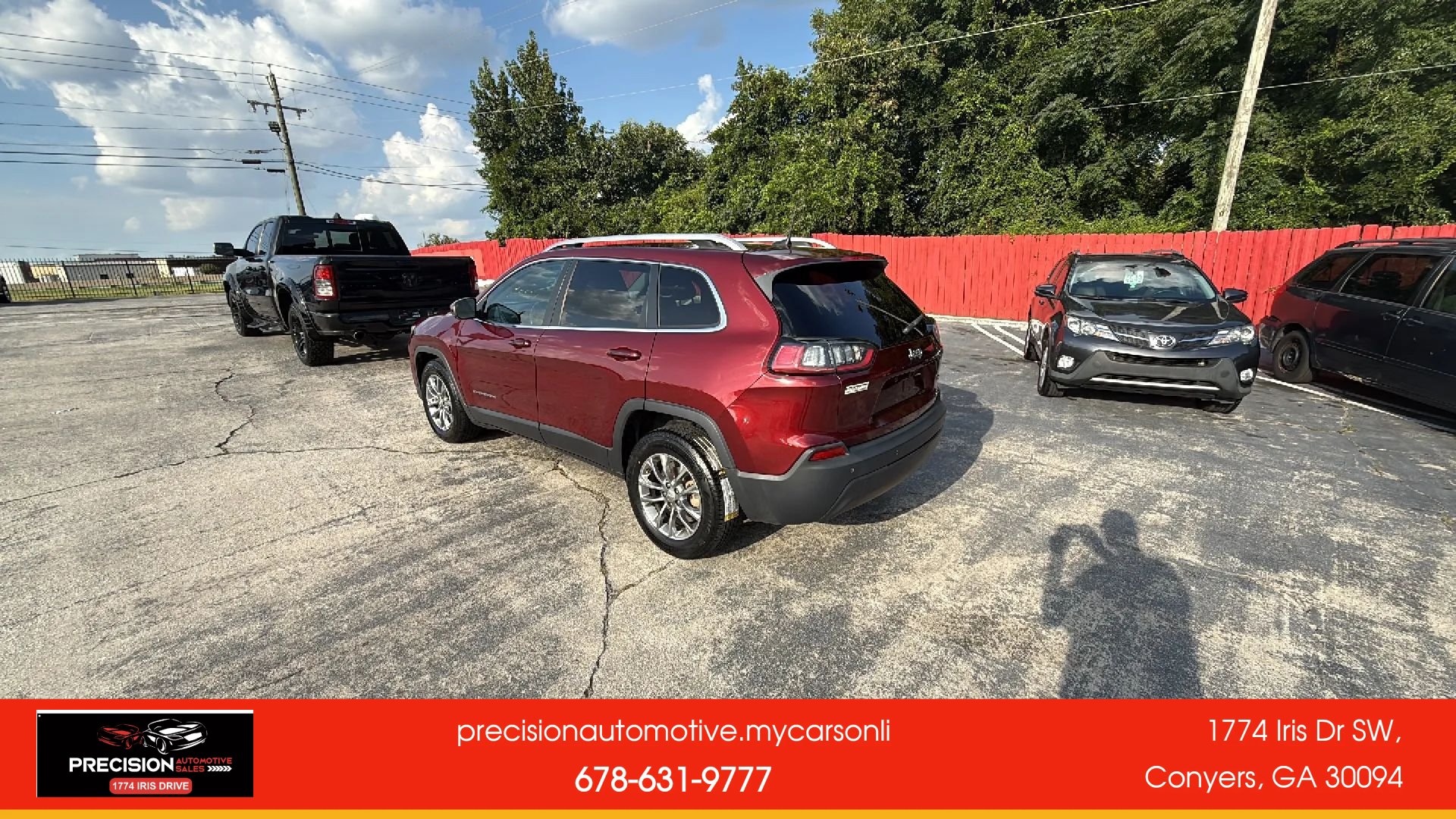 Used 2020 Jeep Cherokee Latitude Plus w/ Cold Weather Group FWD image 4