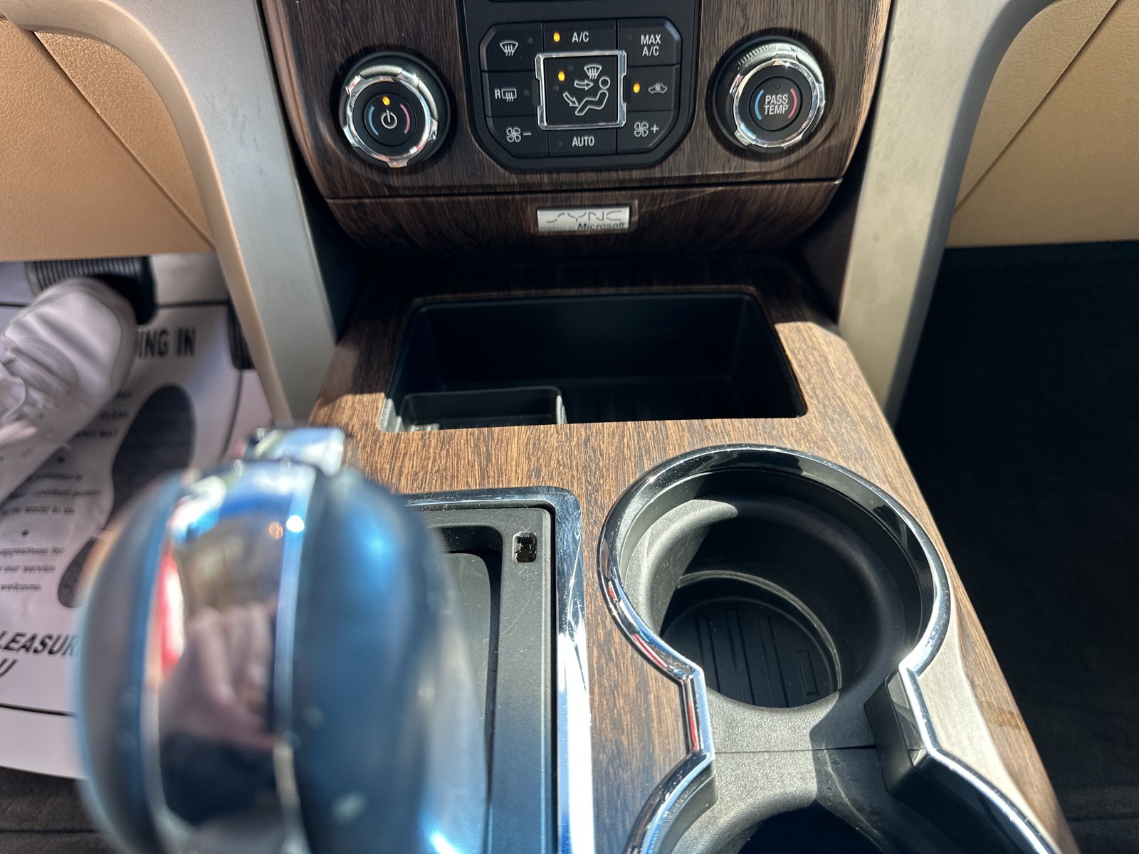 Used 2014 Ford F150 Lariat w/ Equipment Group 502A Luxury AWD/4WD image 19