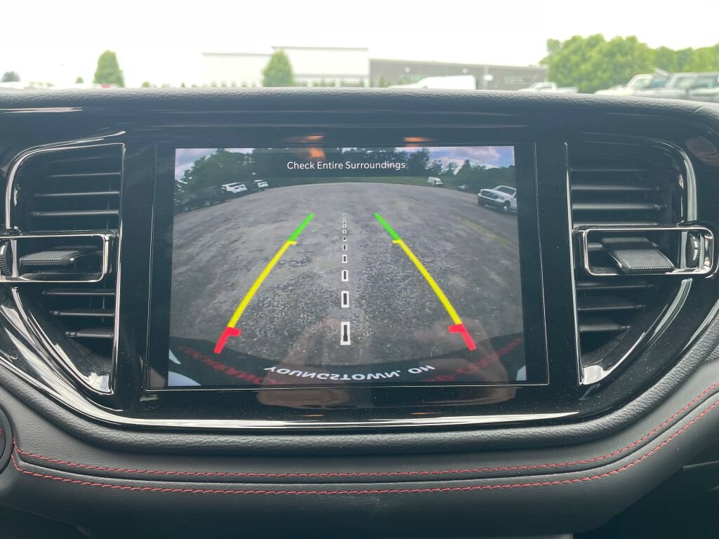 Used 2025 Dodge Durango GT AWD/4WD image 13