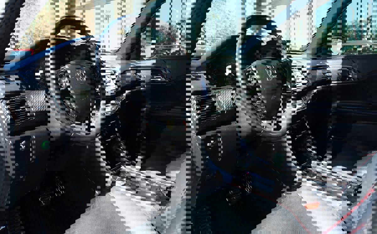 Used 2017 Honda Accord Sport Special Edition image 39