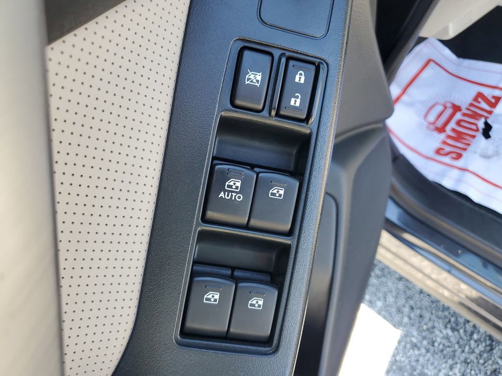 Used 2016 Subaru Forester 2.5i Limited AWD/4WD image 21