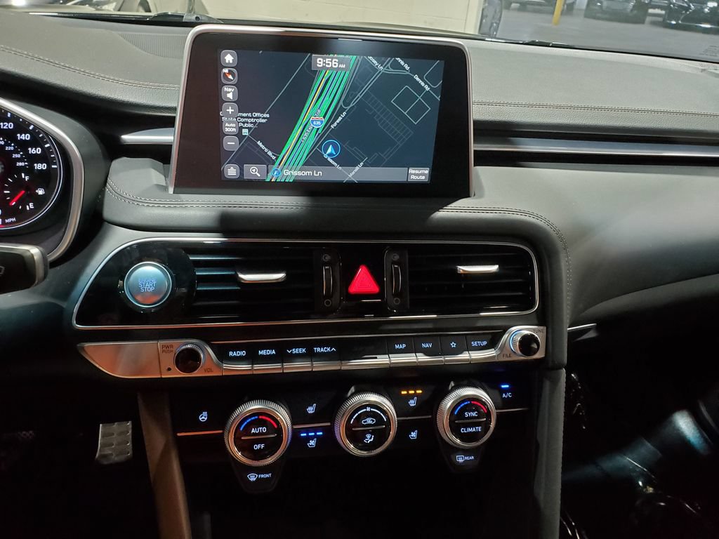 Used 2021 Genesis G70 3.3T RWD image 26