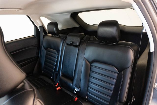 Used 2024 Ford Edge SEL image 18