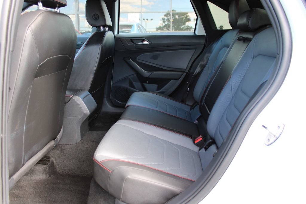 Used 2025 Volkswagen Jetta GLI Autobahn FWD image 11