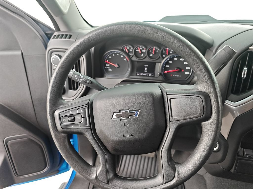 Used 2023 Chevrolet Silverado 1500 Custom Trail Boss w/ LPO, Dark Essentials Package AWD/4WD image 17