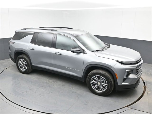 Certified 2025 Chevrolet Traverse LT w/ Driver Confidence Package video 1