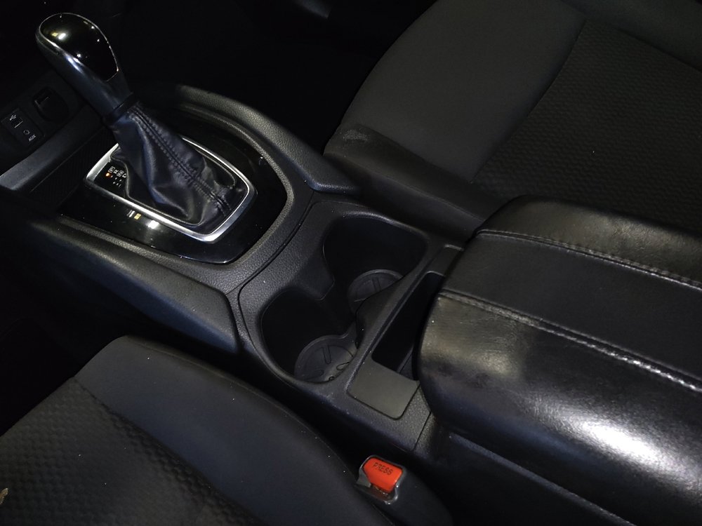 Used 2018 Nissan Rogue Sport S w/ S Appearance Package image 26