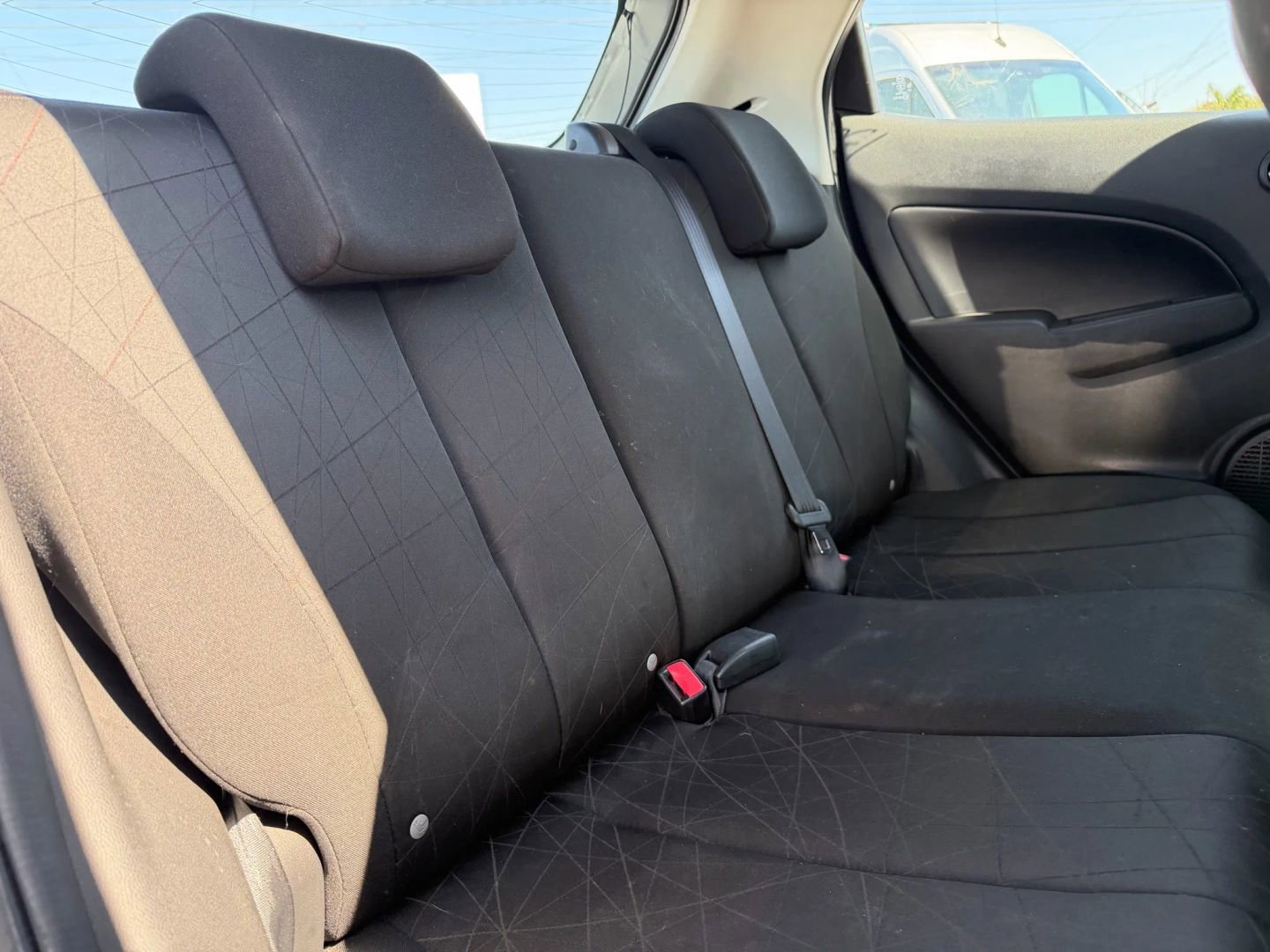 Used 2012 MAZDA MAZDA2 Sport image 9