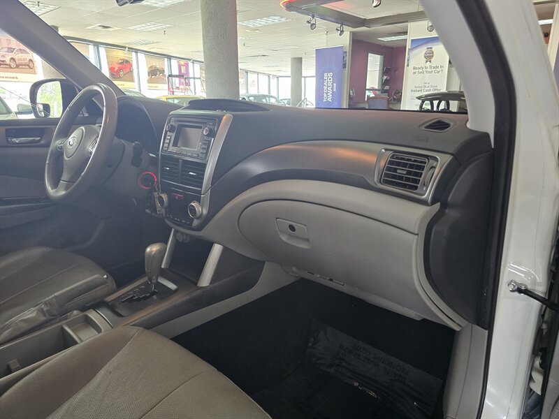 Used 2012 Subaru Forester 2.5X Touring AWD/4WD image 13
