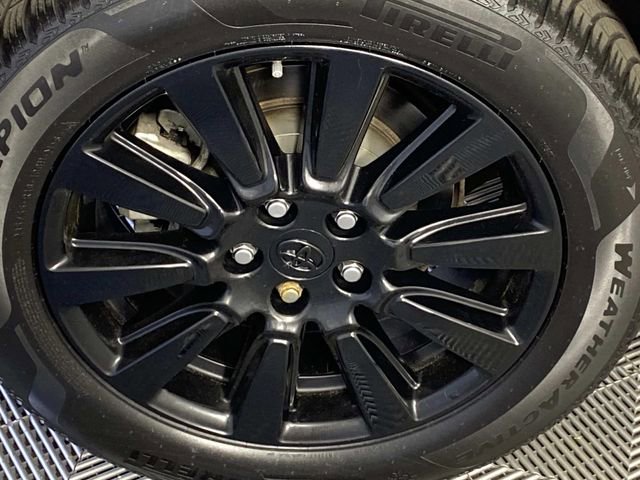 Used 2017 Toyota Sienna XLE w/ XLE Navigation Package AWD/4WD image 26