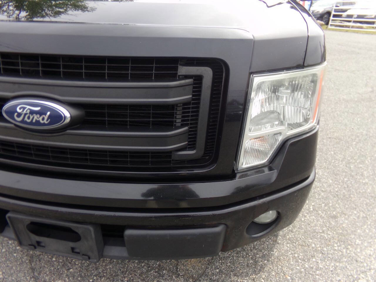 Used 2013 Ford F150 STX w/ Mid Equipment Group RWD image 3