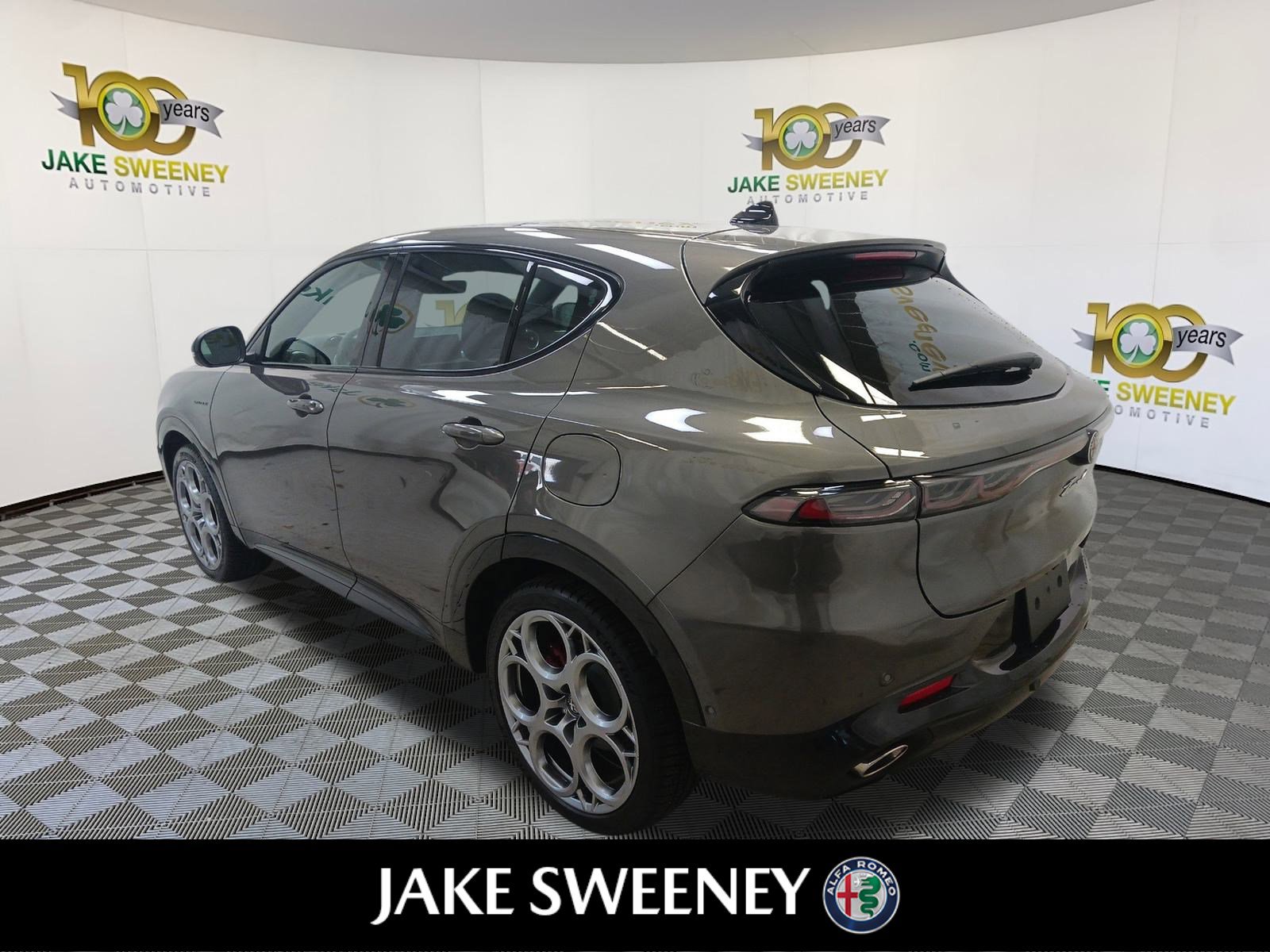 New 2024 Alfa Romeo Tonale Veloce image 6