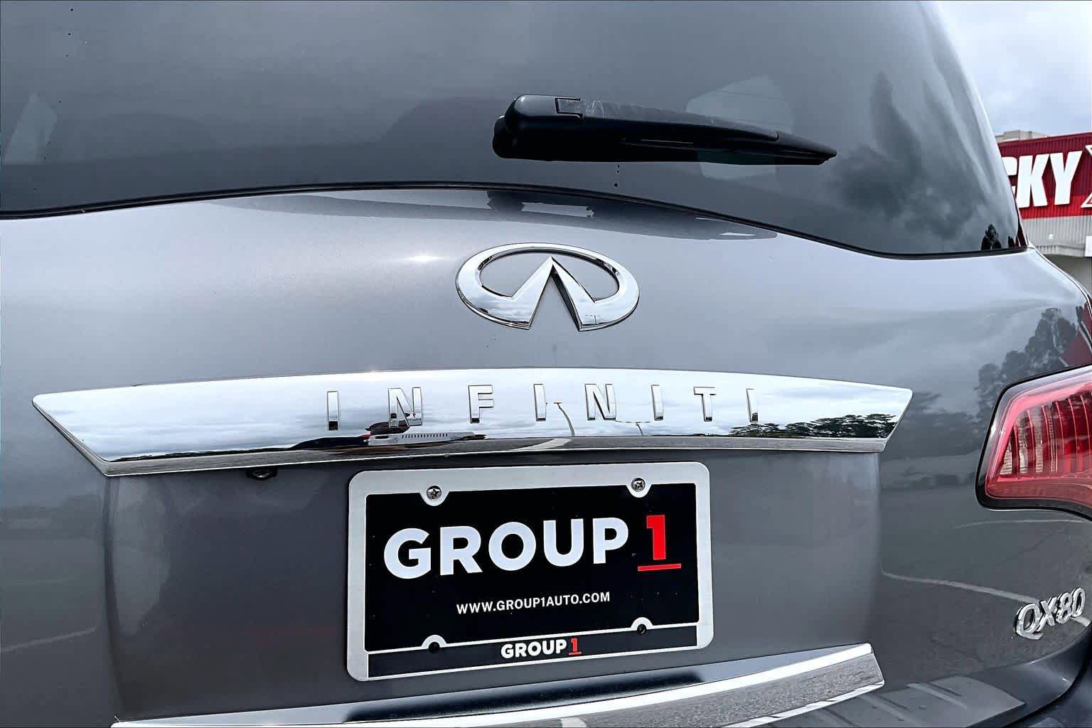 Used 2015 INFINITI QX80 4WD w/ Theater Package image 10