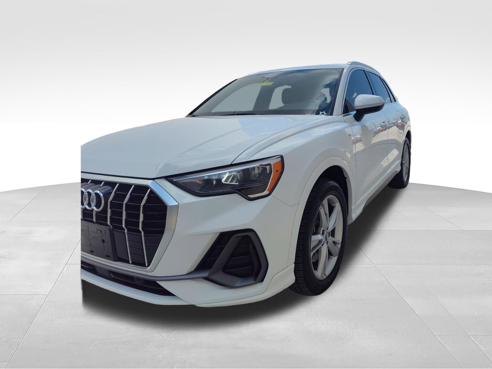 Used 2020 Audi Q3 2.0T Premium AWD/4WD image 27