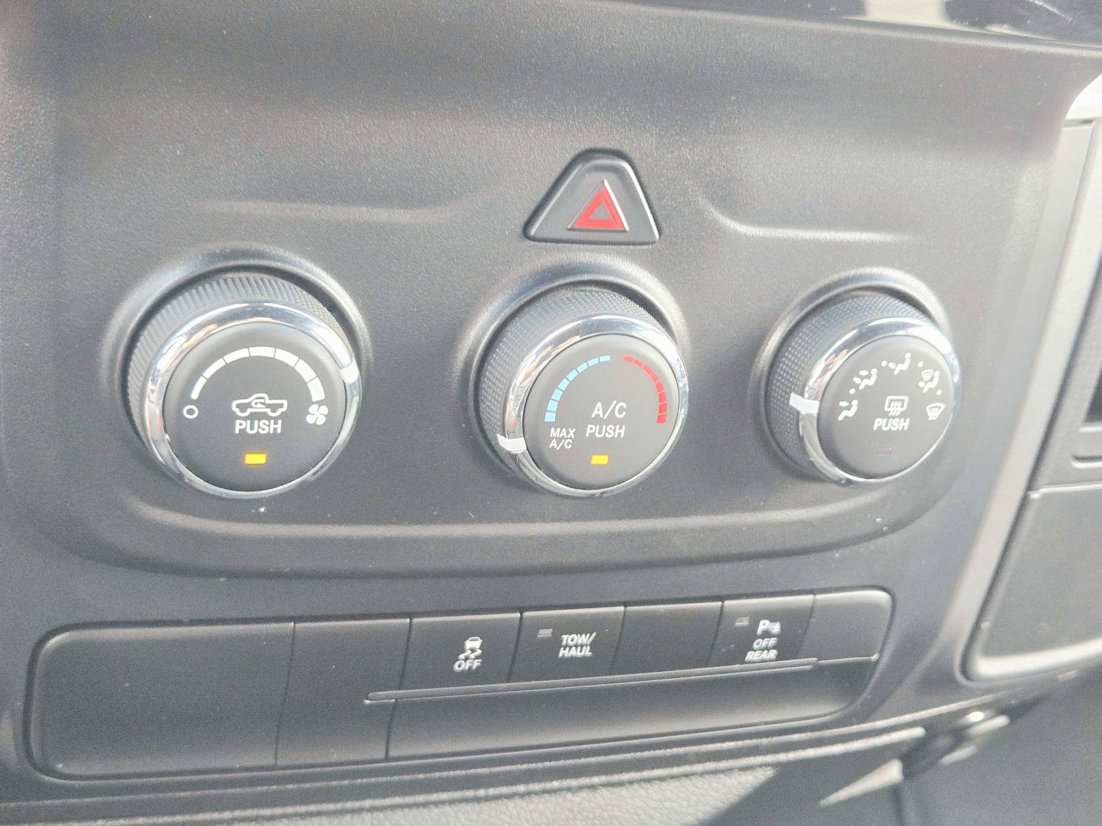 Used 2024 RAM 1500 Warlock AWD/4WD image 30