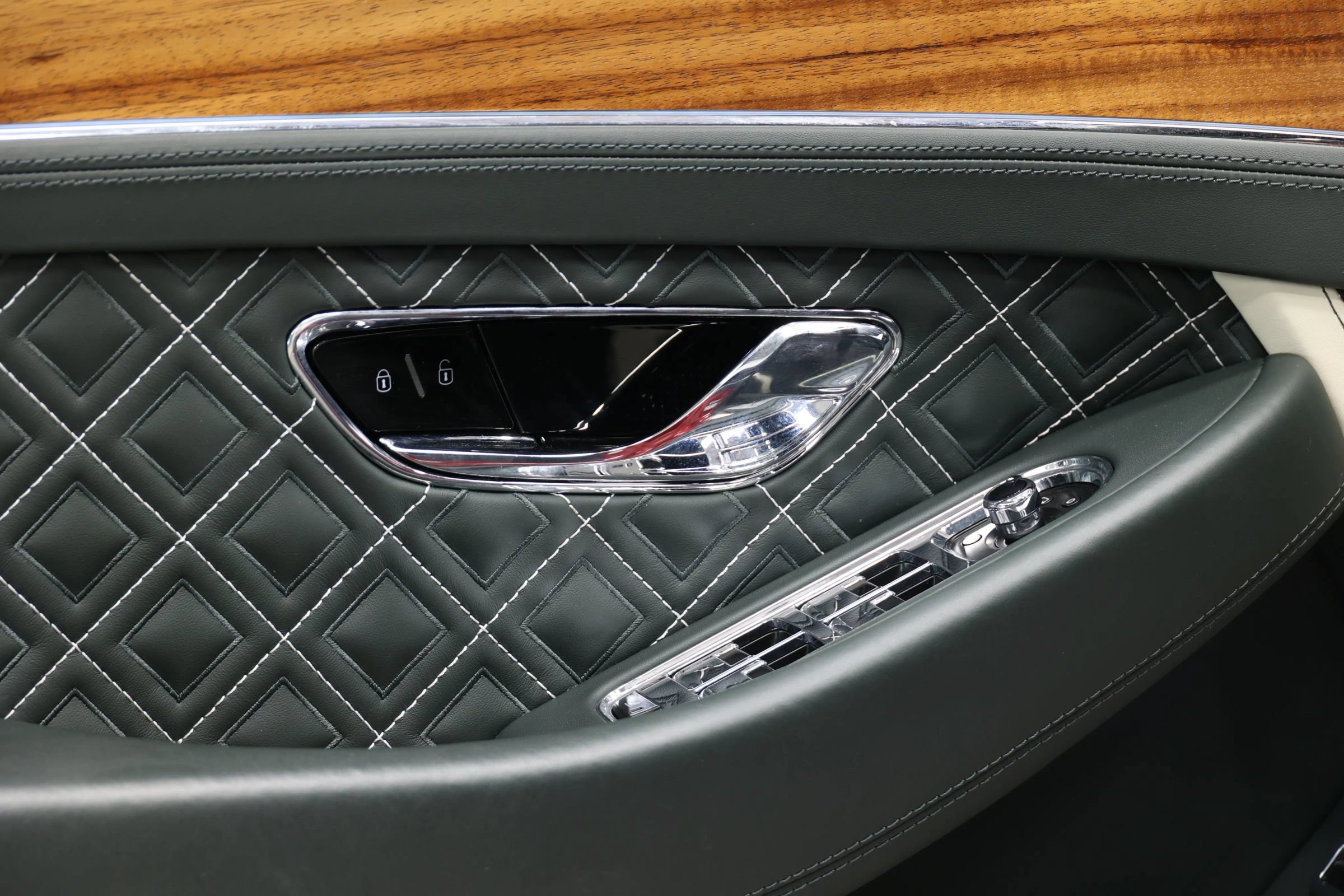Used 2022 Bentley Continental GT Speed AWD/4WD image 14