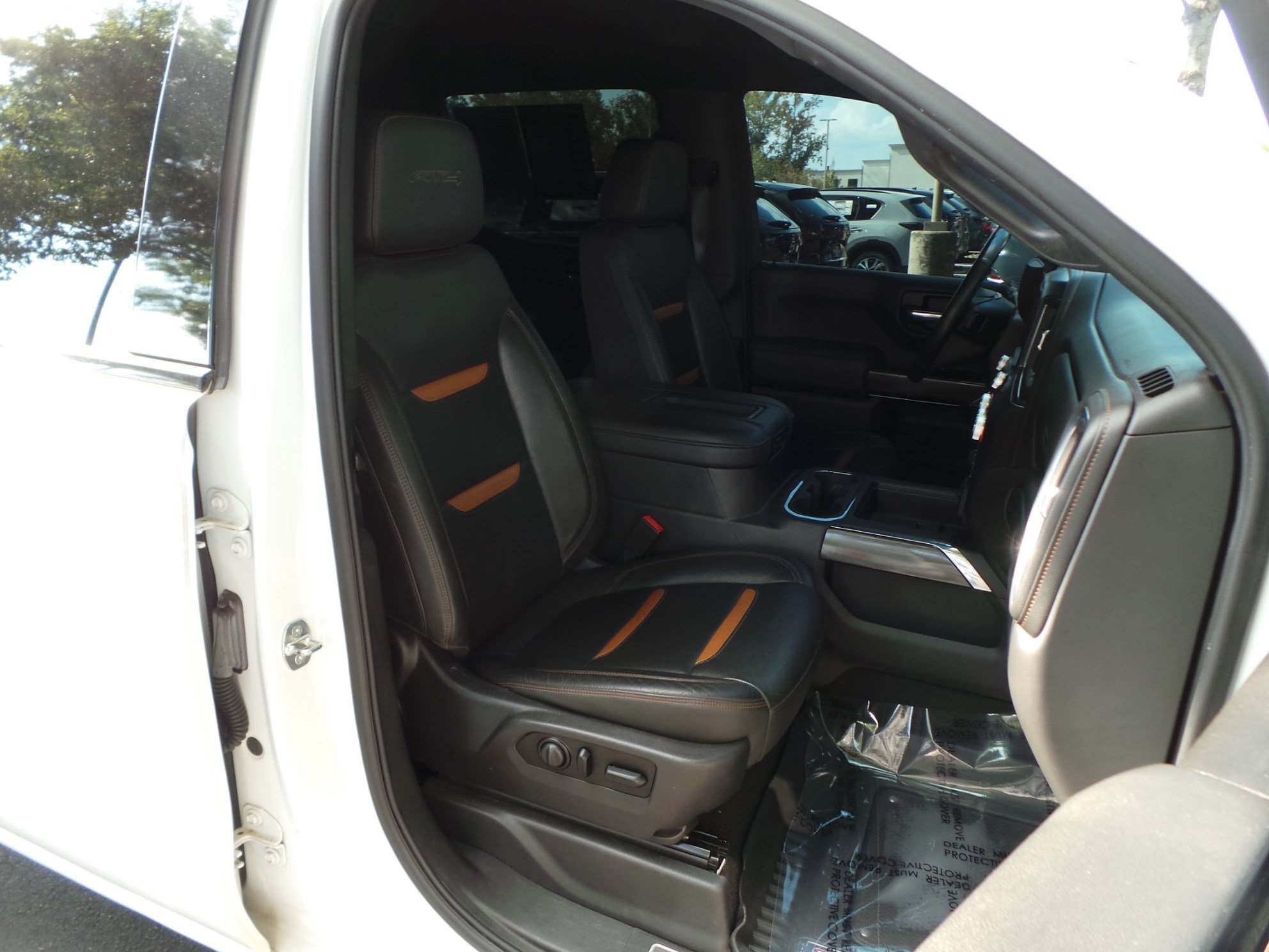 Used 2021 GMC Sierra 1500 AT4 AWD/4WD image 14