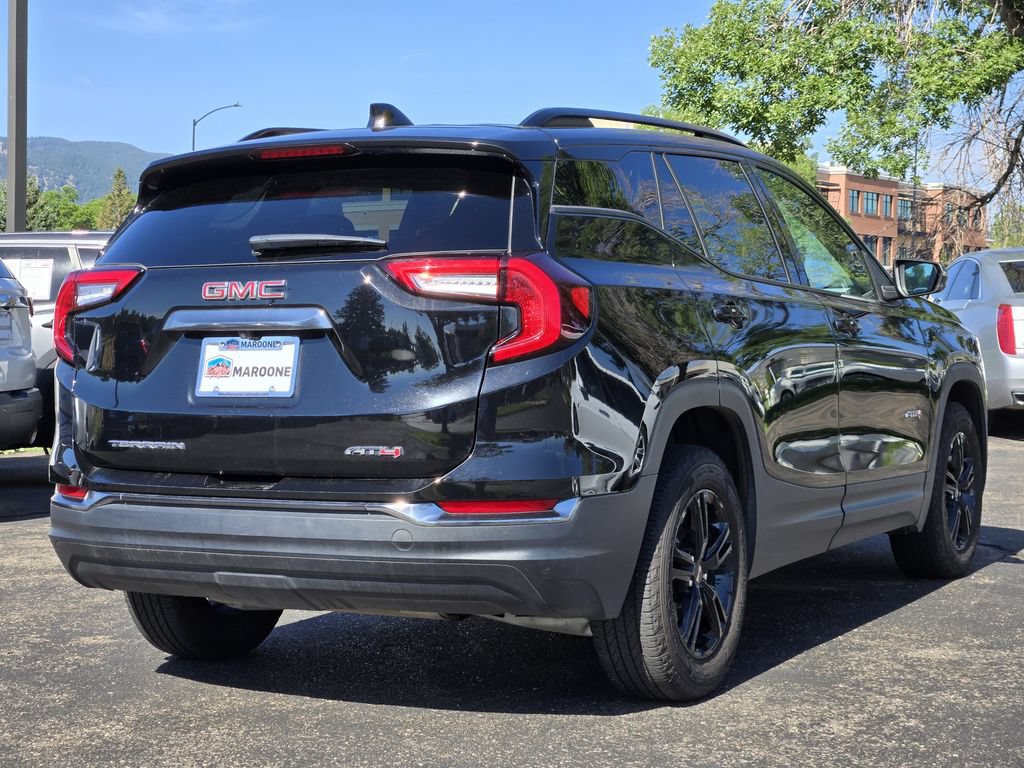 Used 2022 GMC Terrain AT4 AWD/4WD image 4