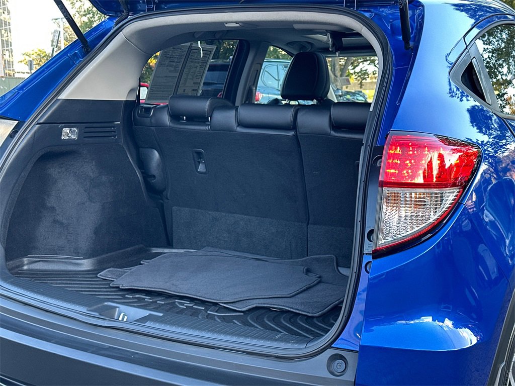 Used 2022 Honda HR-V EX-L image 8