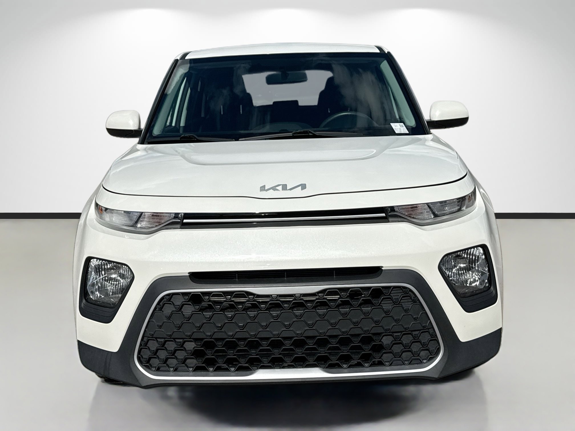 Used 2022 Kia Soul LX image 8