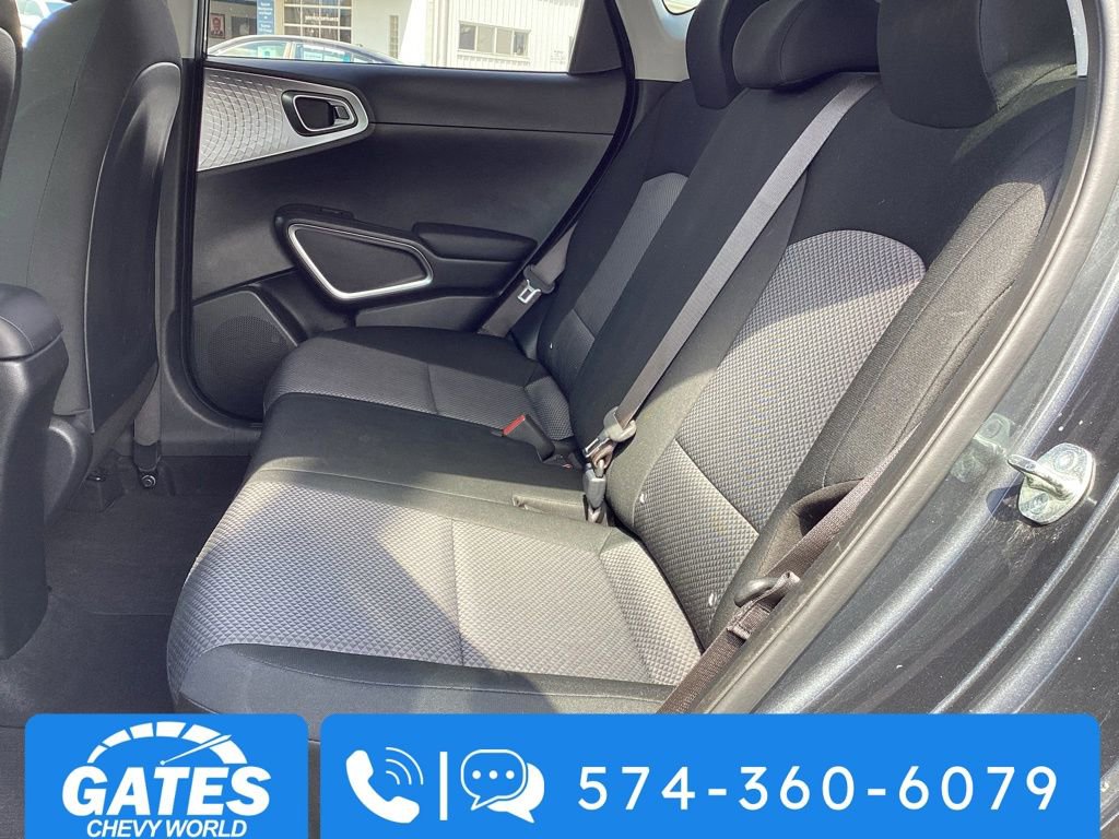 Used 2025 Kia Soul LX w/ LX Technology Package image 14