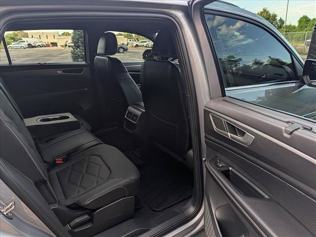 Certified 2024 Volkswagen Atlas Cross Sport SE AWD/4WD image 15