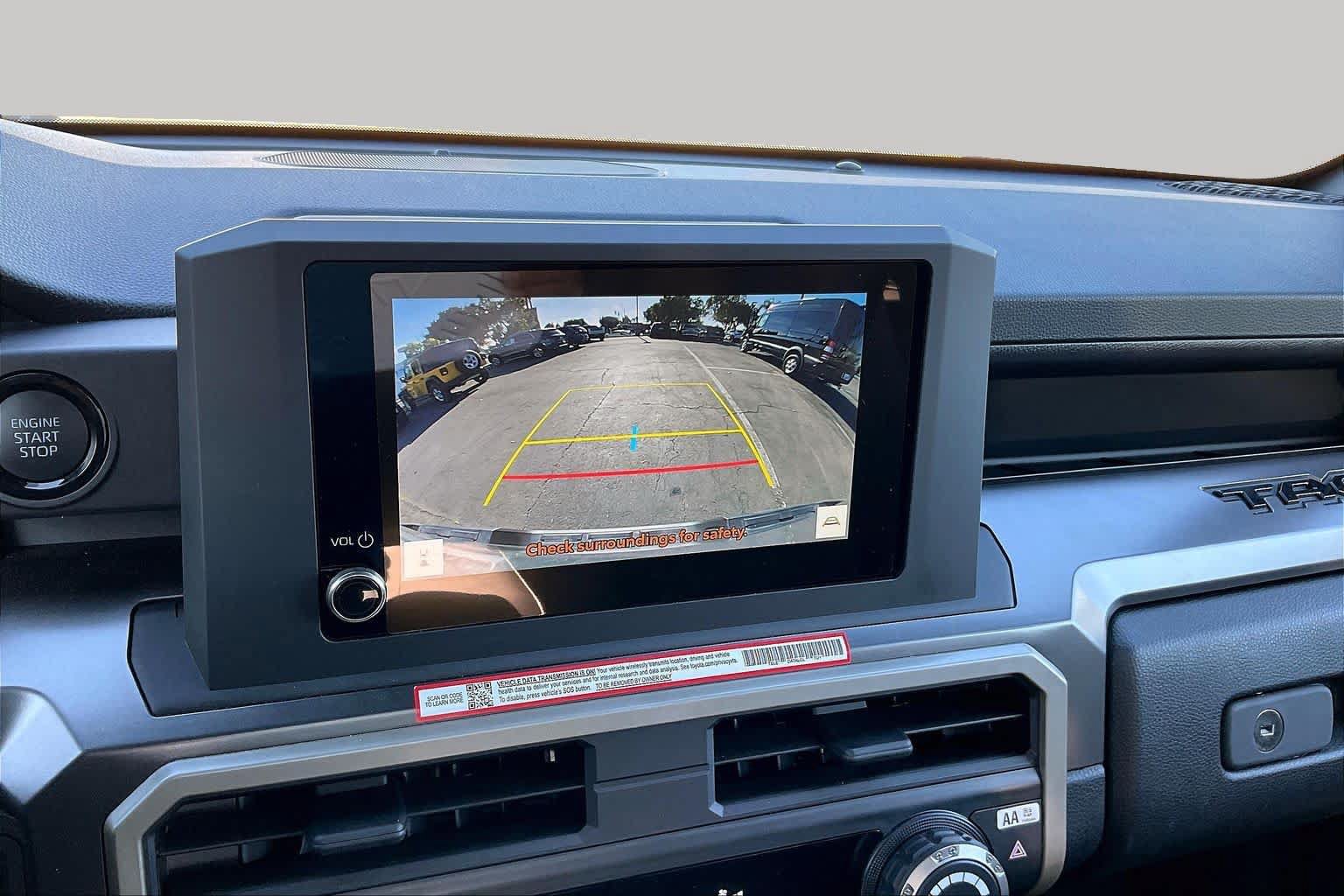 Certified 2025 Toyota Tacoma SR5 AWD/4WD image 25
