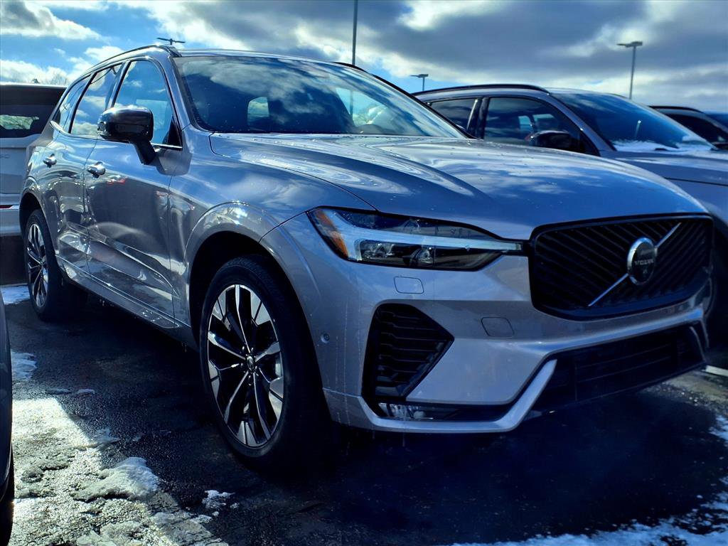 New 2026 Volvo XC60 B5 Ultra w/ Climate Package