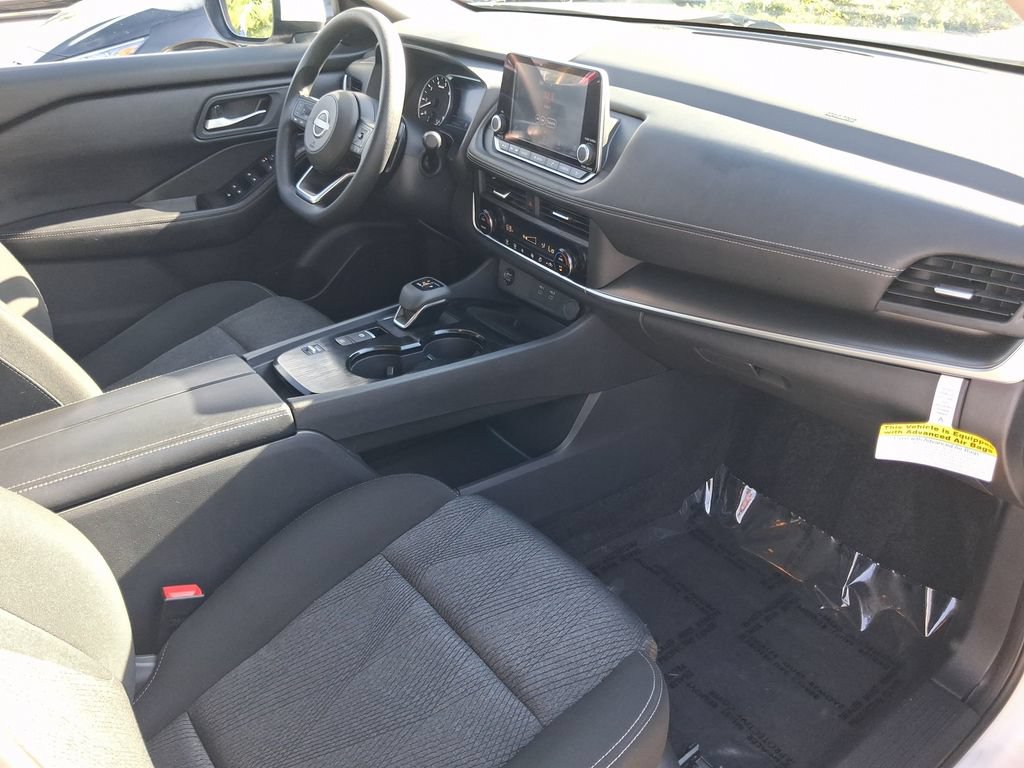 Used 2024 Nissan Rogue SV FWD image 26