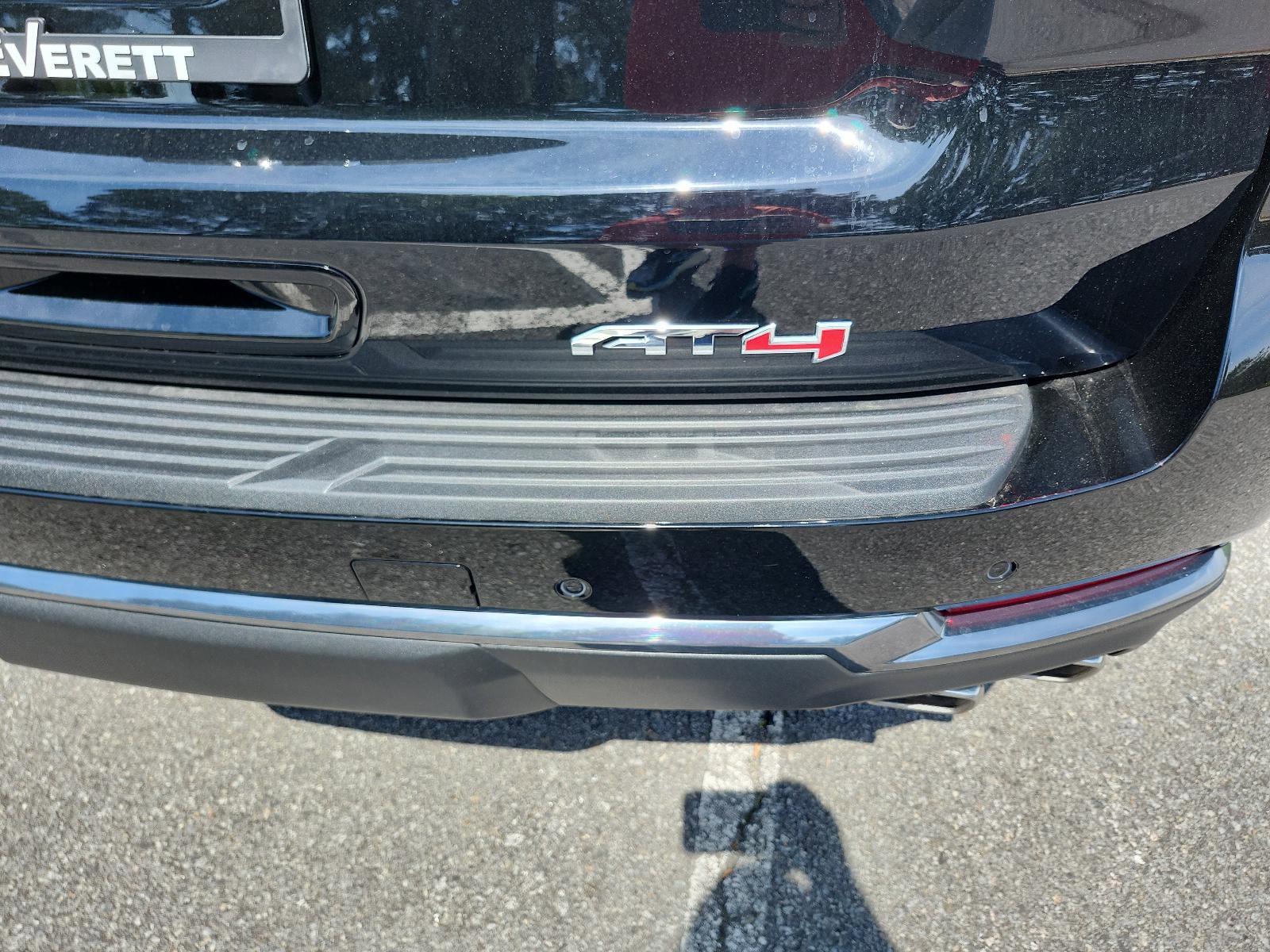 New 2026 GMC Yukon AT4 w/ AT4 Premium Plus Package image 4