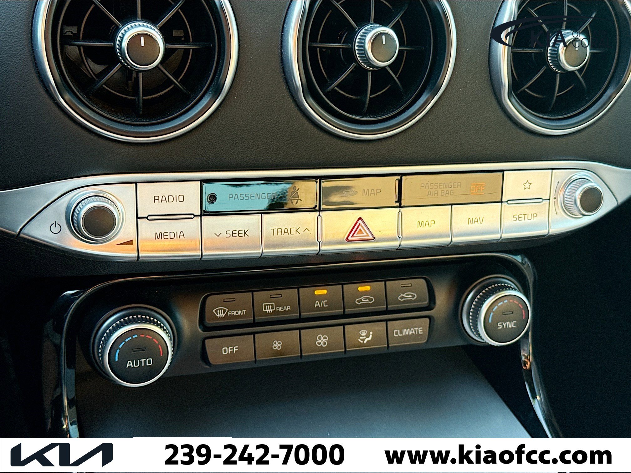 Used 2018 Kia Stinger GT2 image 34