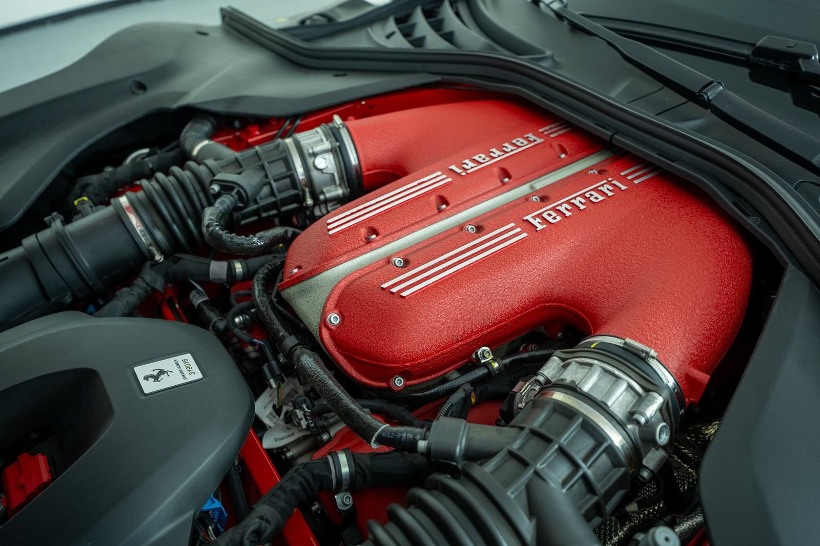 Certified 2025 Ferrari 12Cilindri RWD image 43