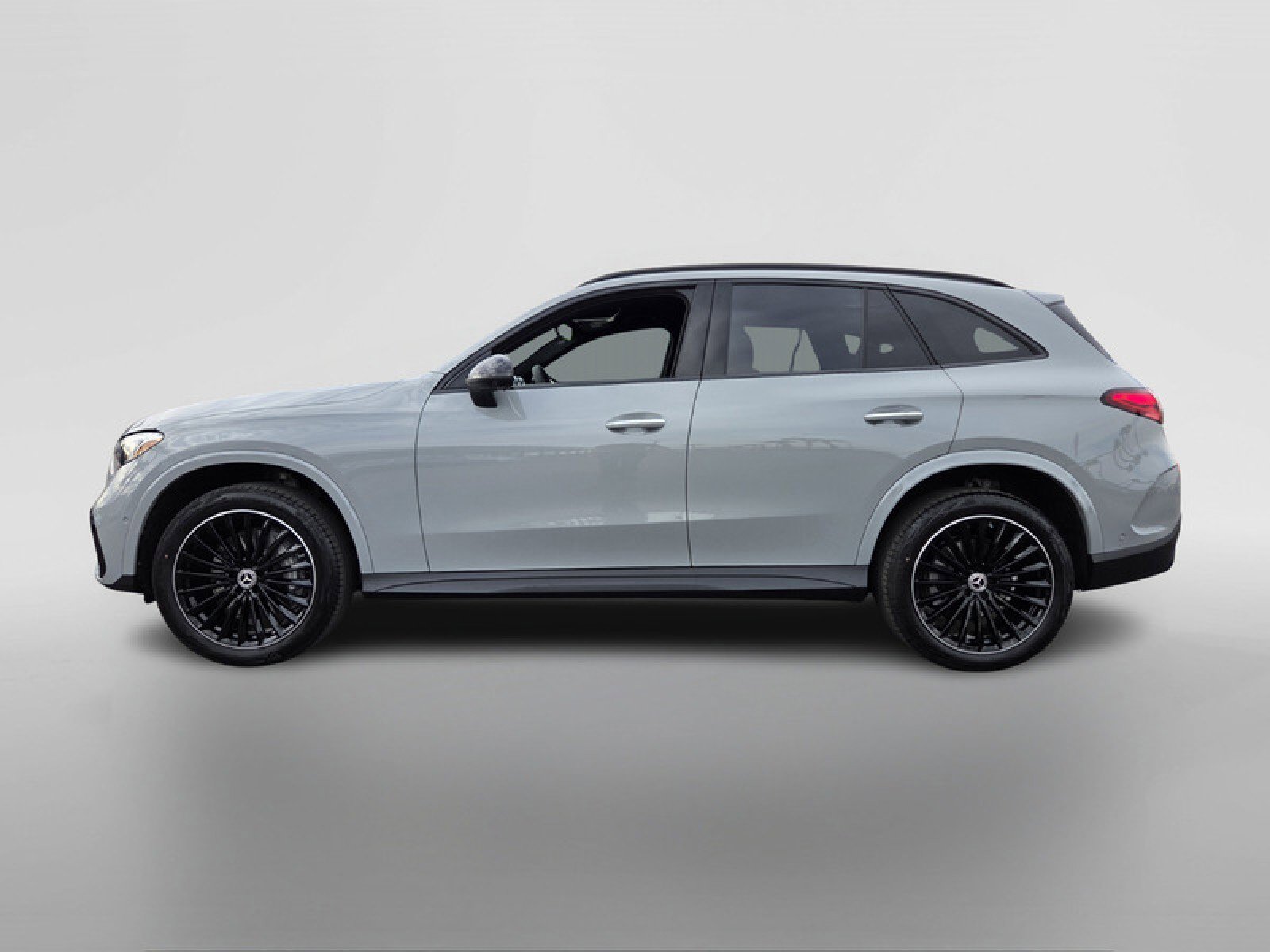 New 2026 Mercedes-Benz GLC 300 image 2