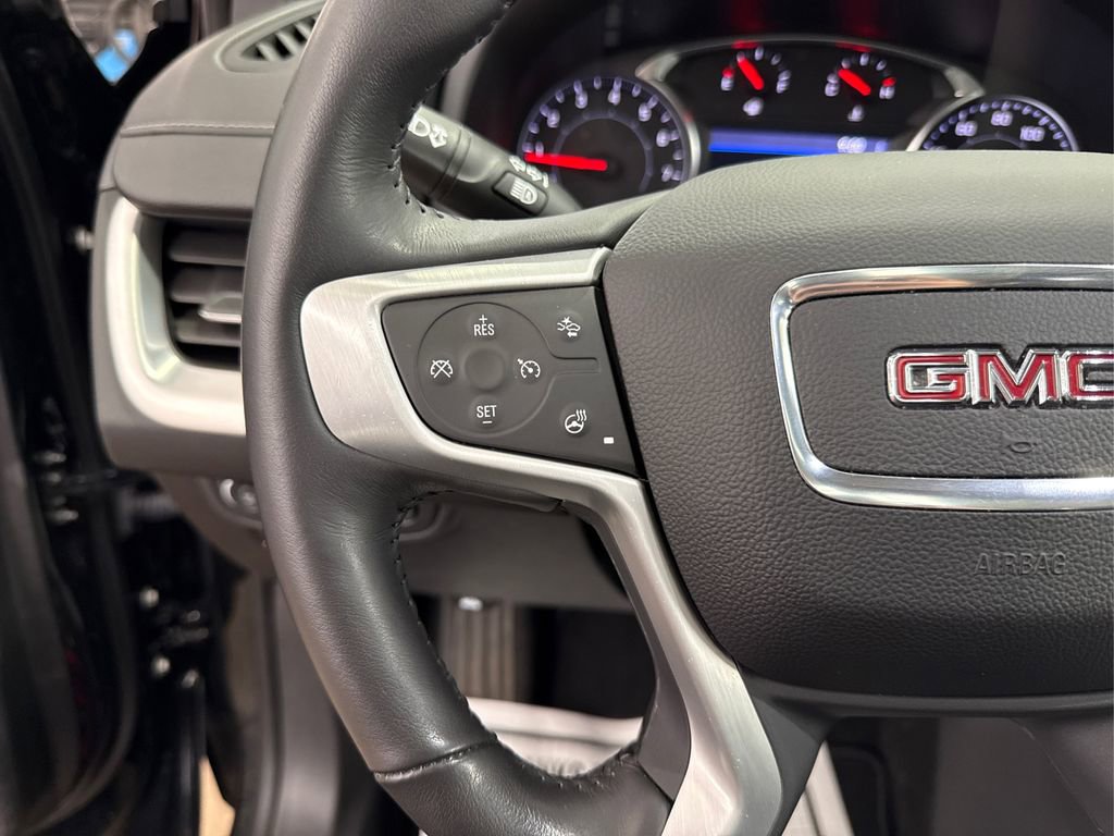 Used 2022 GMC Terrain SLT image 38