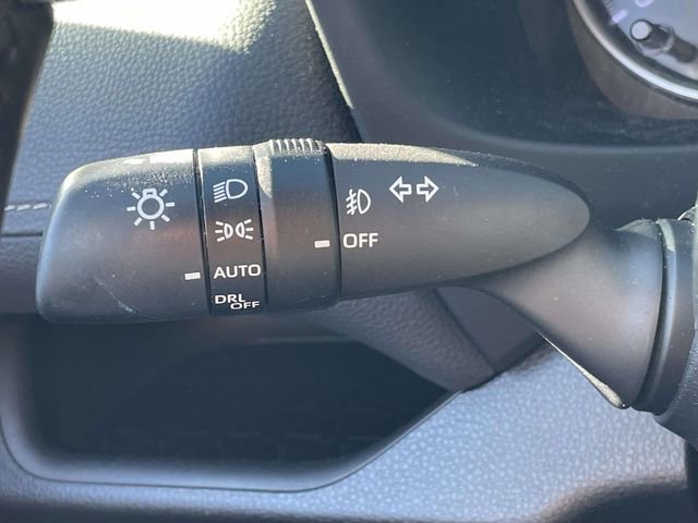 Used 2021 Toyota RAV4 XLE Premium image 33