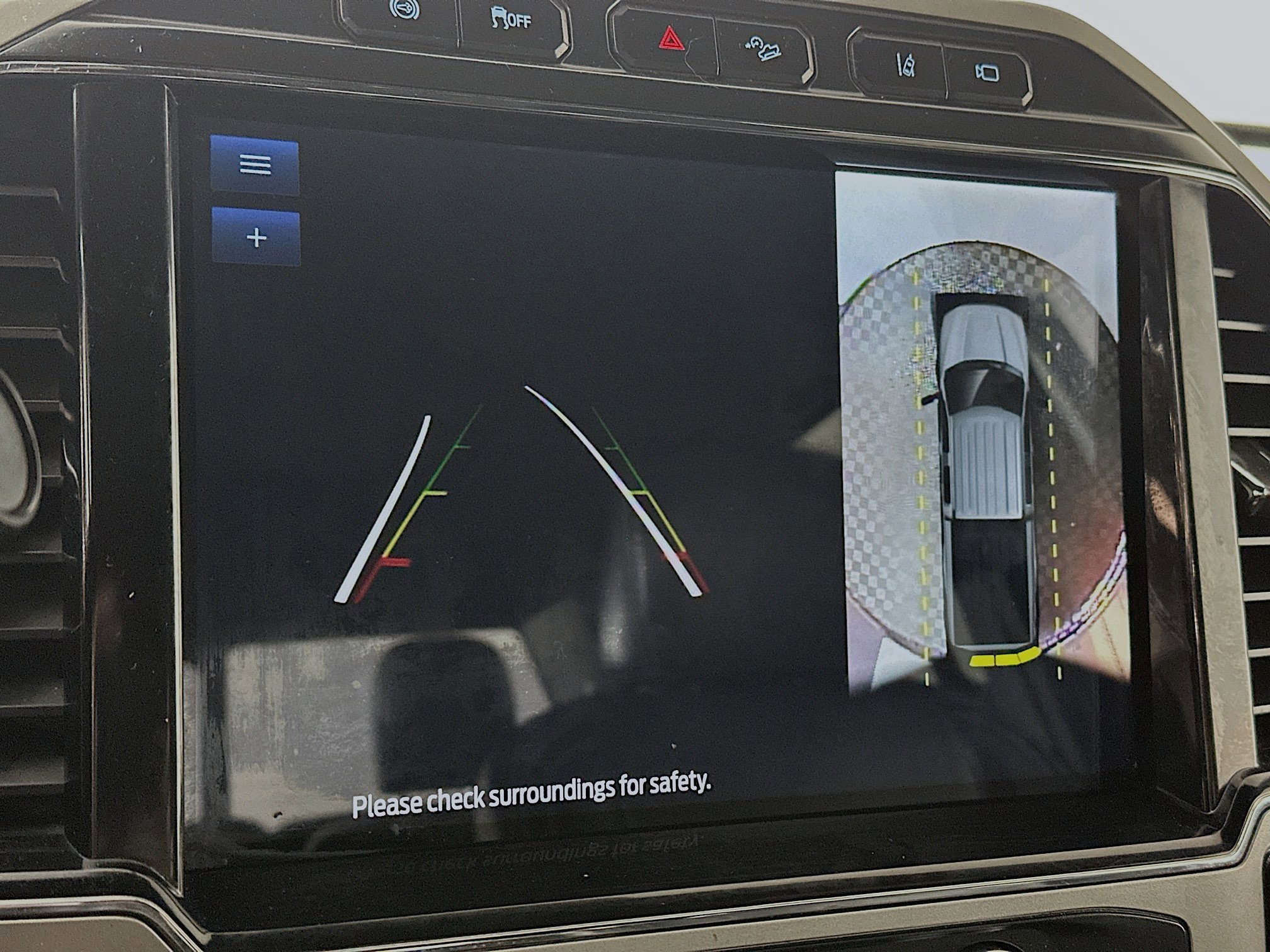 Used 2022 Ford F250 Lariat w/ Black Appearance Package image 14