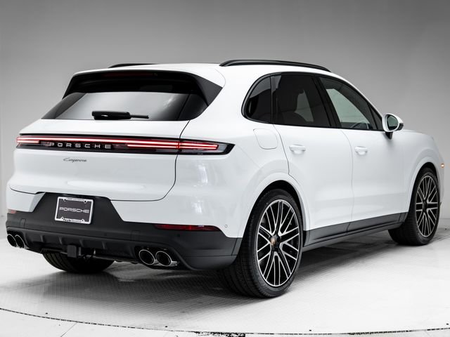 New 2026 Porsche Cayenne image 32