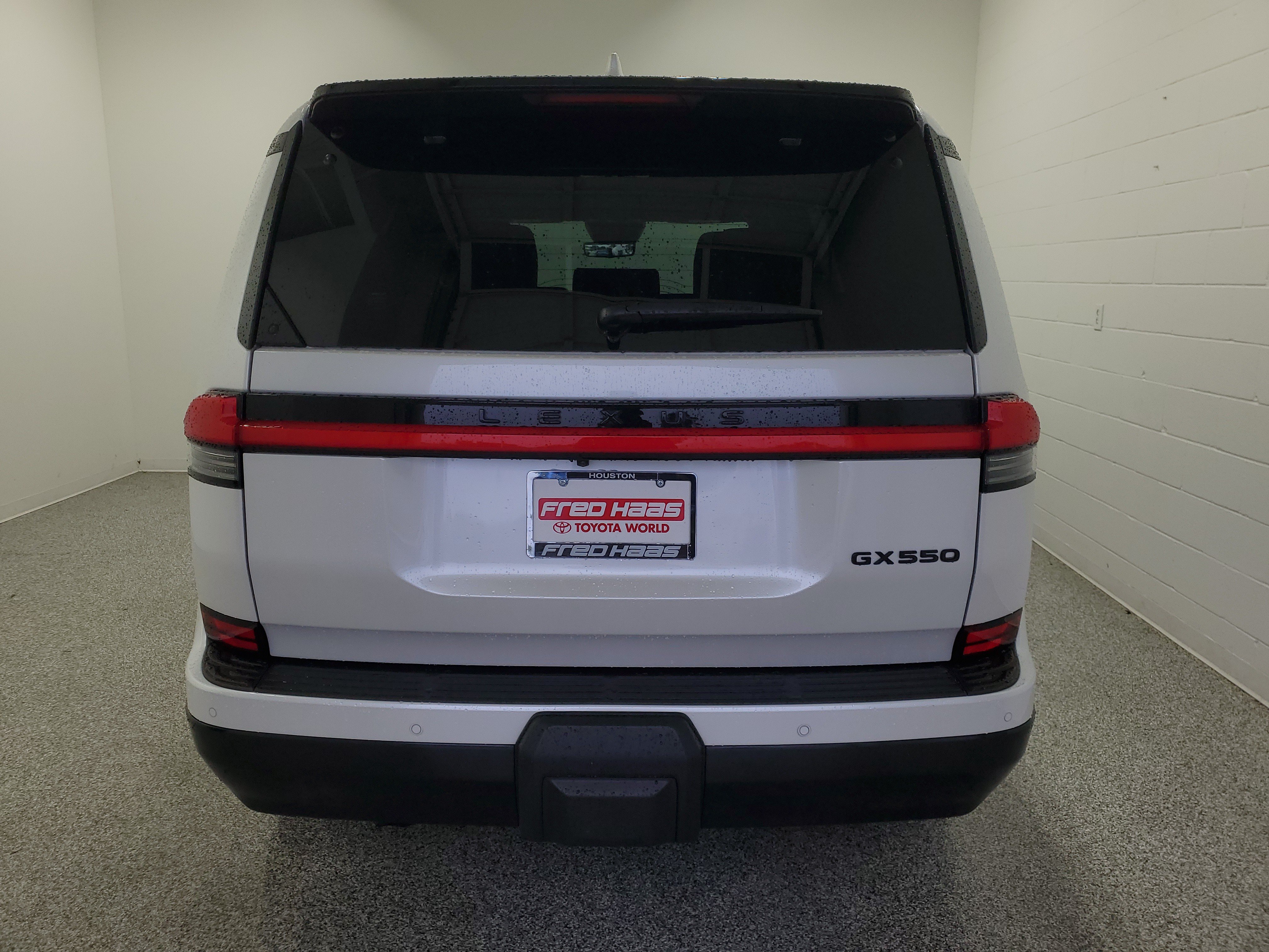 Used 2024 Lexus GX 550 w/ Accessory Package (Z1) AWD/4WD image 7