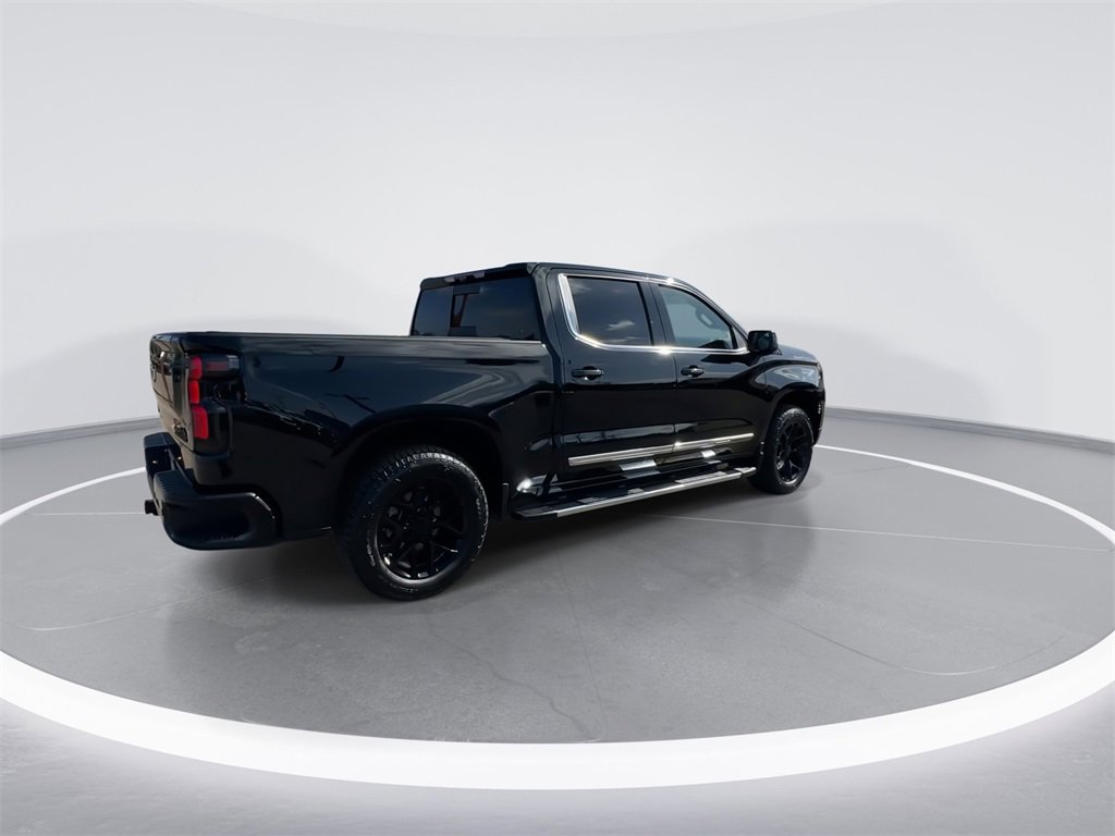 Used 2022 Chevrolet Silverado 1500 High Country w/ Technology Package image 14