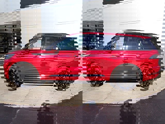 New 2025 Lincoln Aviator Reserve w/ Luxury Package image 2