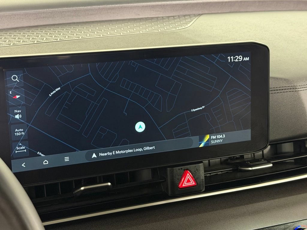 Used 2025 Kia Carnival EX FWD image 20