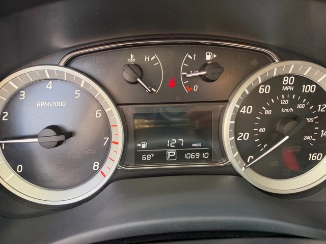 Used 2015 Nissan Sentra SV w/ Navigation Package FWD image 10