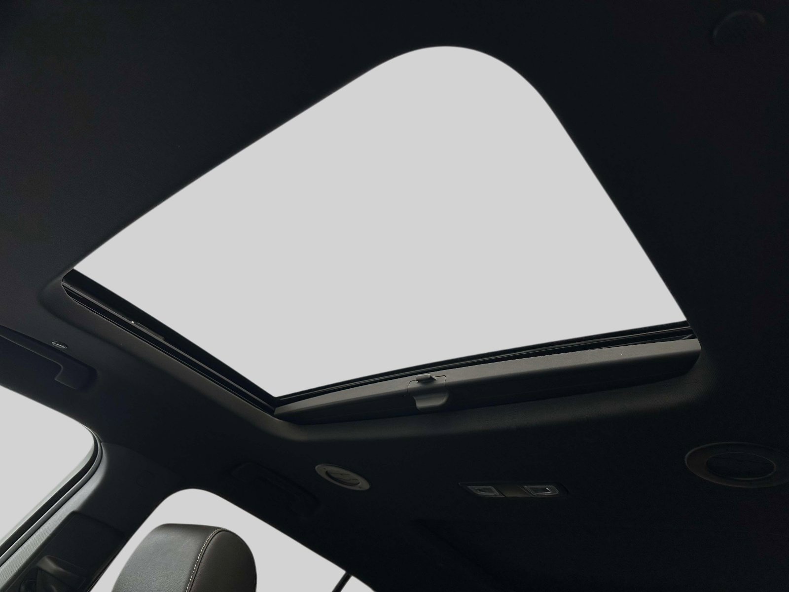 Certified 2023 Chevrolet Traverse LT w/ LT Premium Package image 20